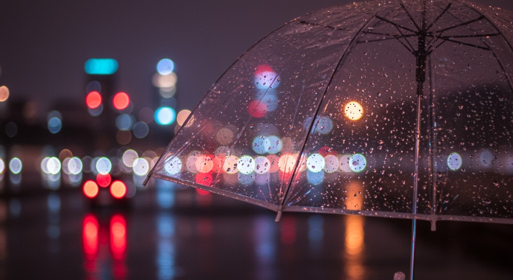 Potężne burze i intensywne deszcze nad Krakowem – bądźcie przygotowani!