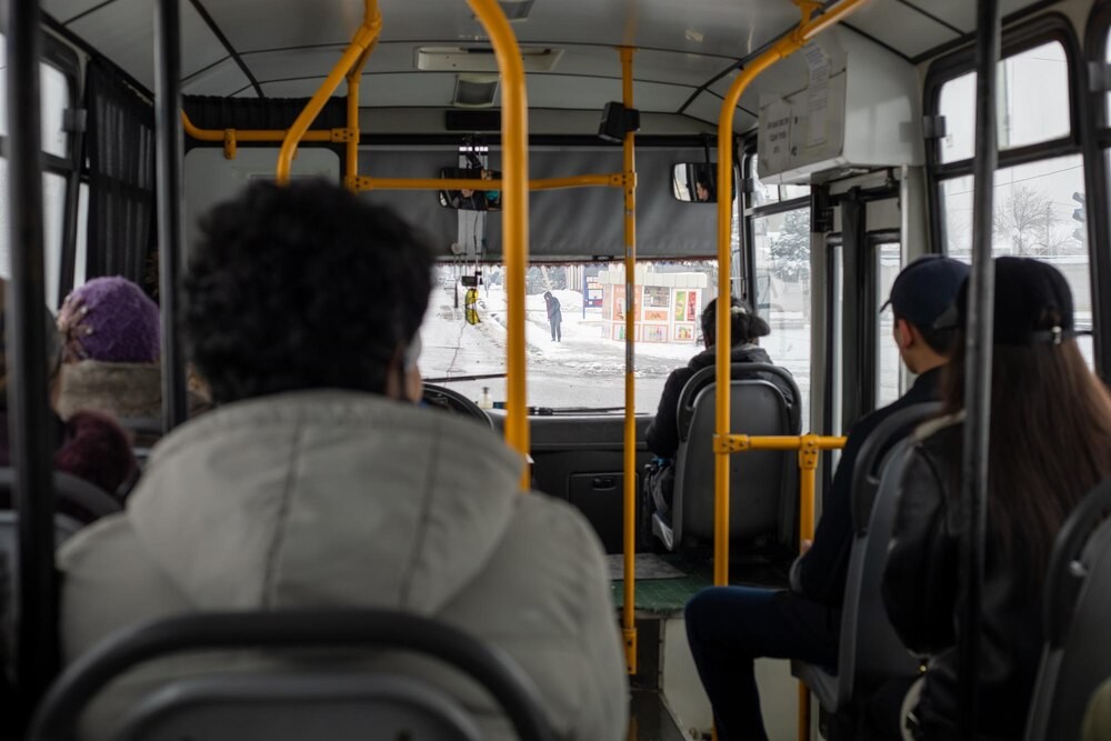 Rewolucja w komunikacji miejskiej w Łęgu: nowe trasy i rozkłady od 15 września!