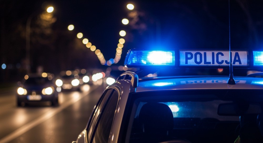 Narkotykowy raj w podgórskim mieszkaniu: 26-latek z marihuaną i grzybami halucynogennymi w rękach policji