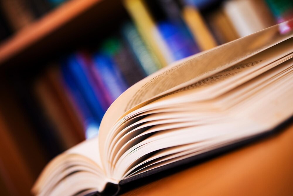 Odkryj 80-letnią historię biblioteki w Wieliczce podczas wyjątkowego spaceru!