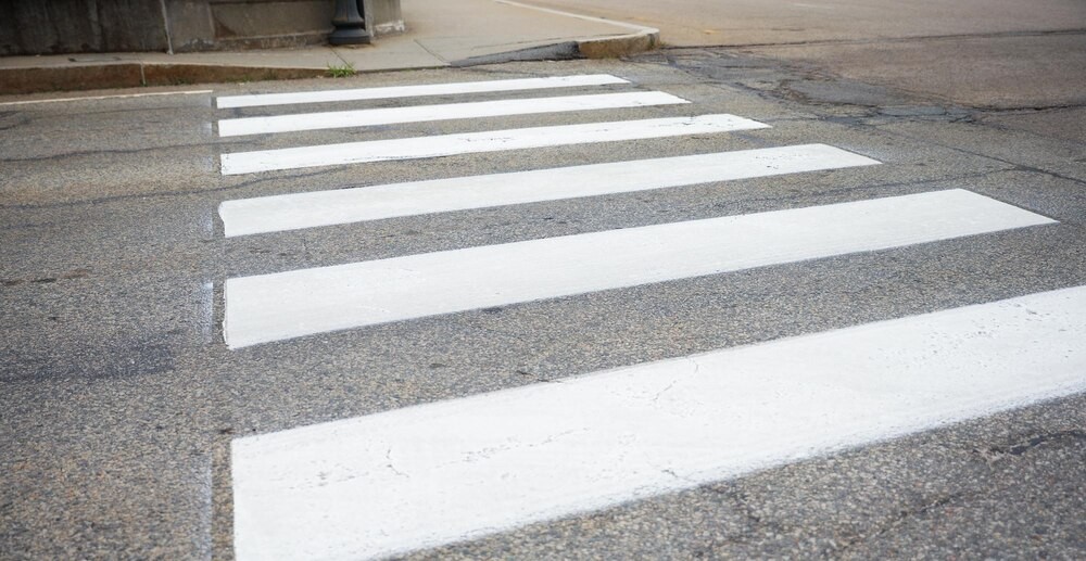 Seniorzy na drodze: Bezpieczne poruszanie się w Krakowie