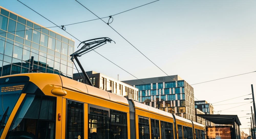 Krakowskie tramwaje na poznańskiej paradzie: 145 lat miejskiej komunikacji w blasku tradycji i nowoczesności