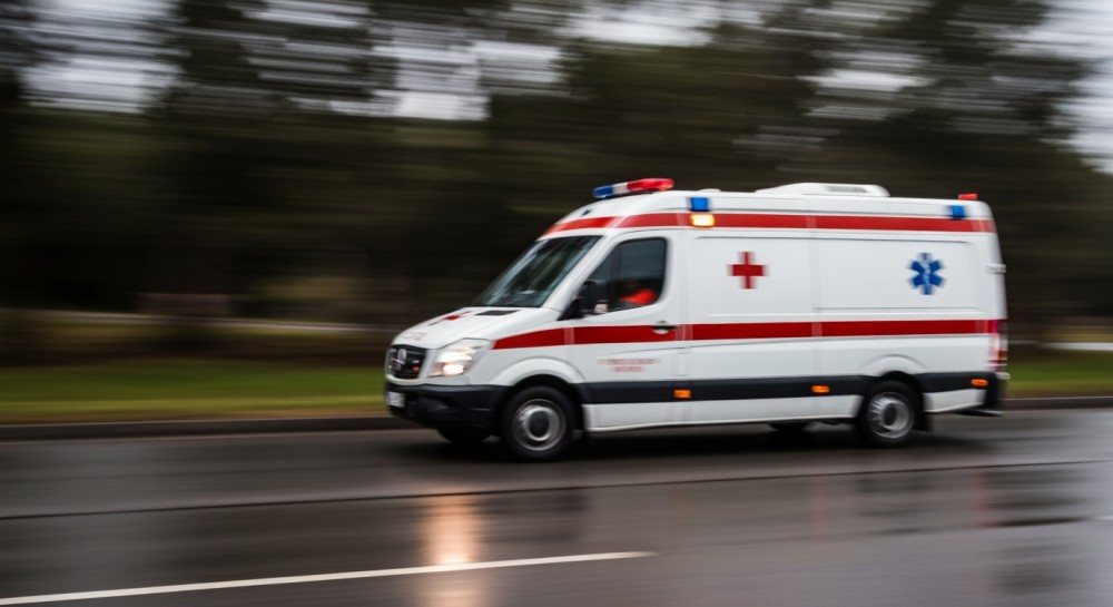 Czujność i empatia: Policja ratuje zdezorientowanego mężczyznę zimą