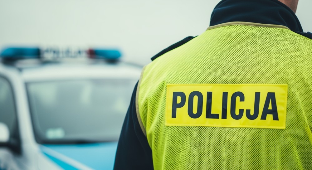 Zimowe wyzwania na drogach: Jak bezpiecznie przetrwać trudne warunki?