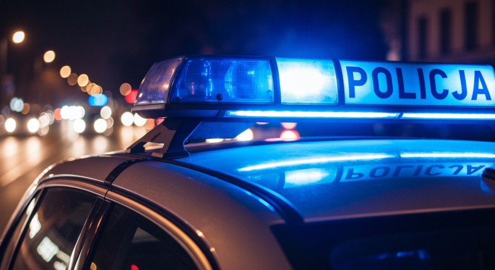 Kierowca próbował przekupić policjantów – zatrzymany za łapówkę i wykroczenie